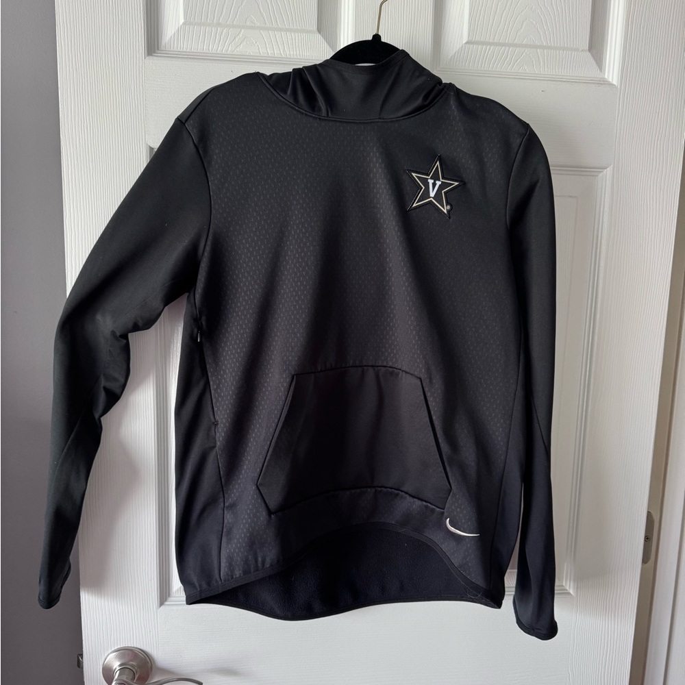 Vanderbilt Nike stretchy, thin fleece, hoodie. Medium.